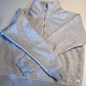Vuori Zipper Sweatshirt - Size Medium